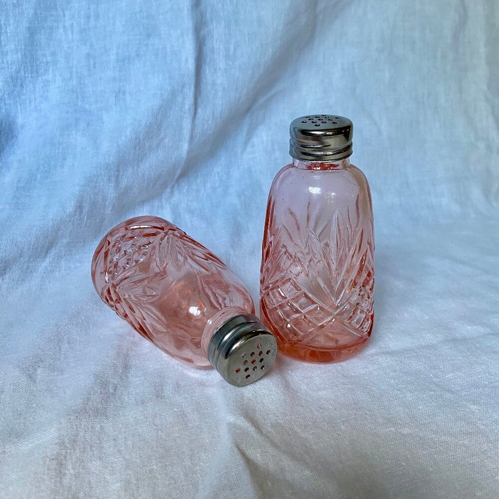 Vintage Mosser Depression Style Shakers